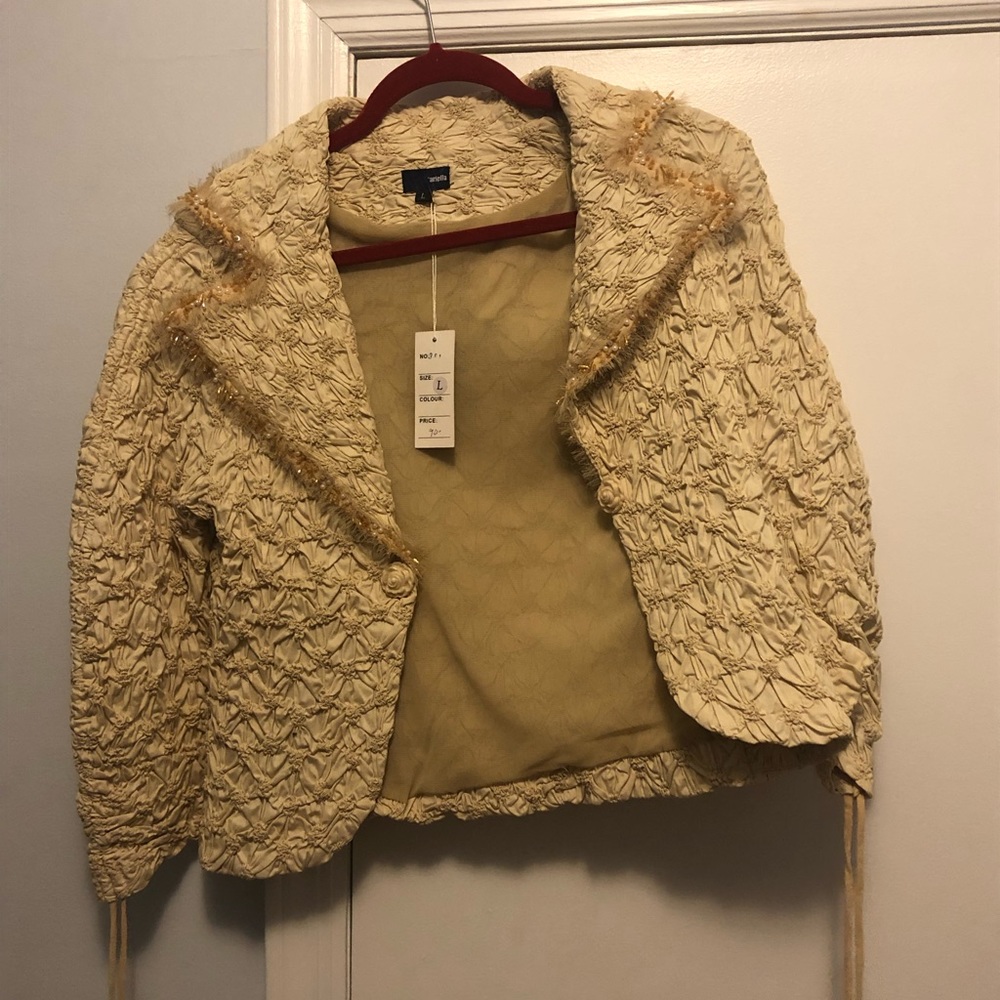 Chic Arielle yellow jacket / blazer